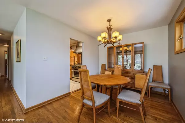 Glenview, IL 60025,2530 Donald CT