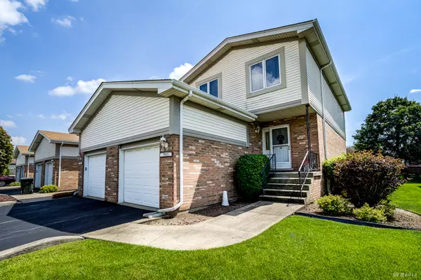 7925 160th ST, Tinley Park, IL 60477