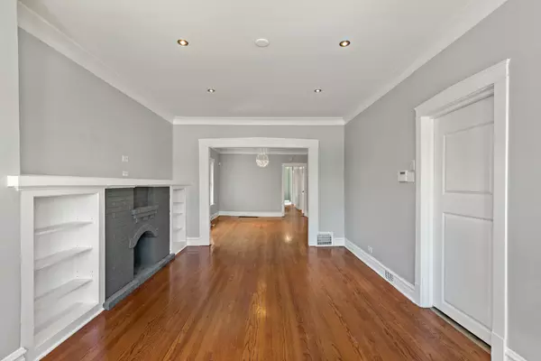 Chicago, IL 60619,7808 S Vernon AVE