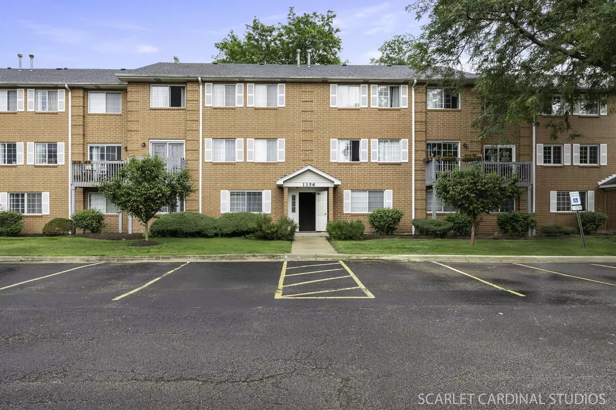 Wheaton, IL 60189,1356 S Lorraine RD #E