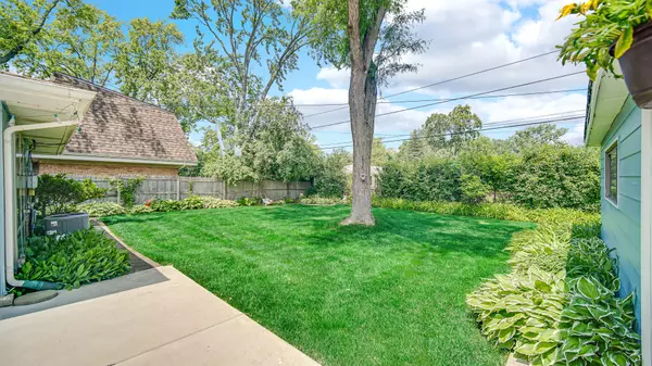 Park Forest, IL 60466,360 Winona ST
