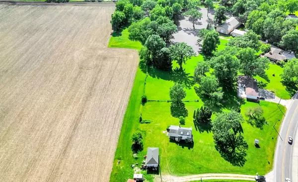 41W597 US Highway 20, Hampshire, IL 60140
