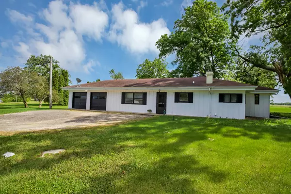 Hampshire, IL 60140,41W597 US Highway 20