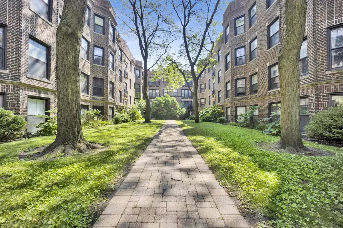 Chicago, IL 60660,6257 N Sheridan RD #39