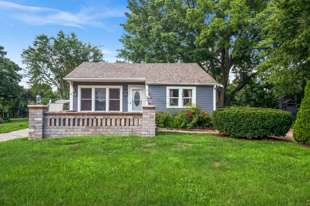 West Chicago, IL 60185,121 W Lester ST
