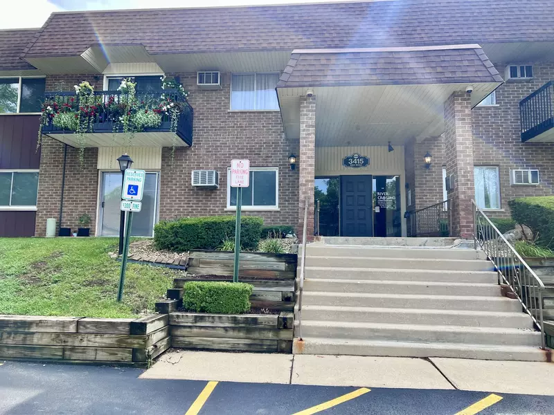3415 83rd ST #E16, Woodridge, IL 60517