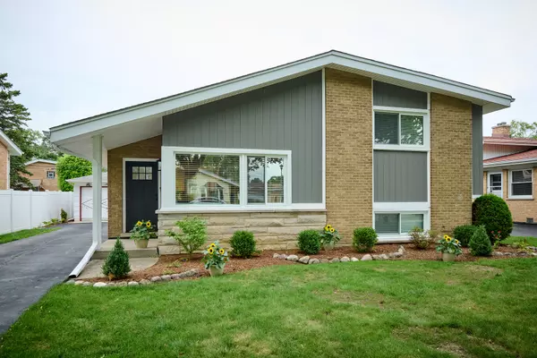 Morton Grove, IL 60053,8926 Natoma AVE