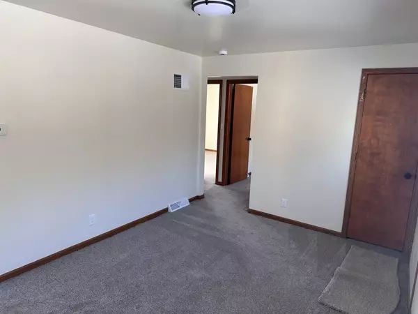 Depue, IL 61322,519 East ST