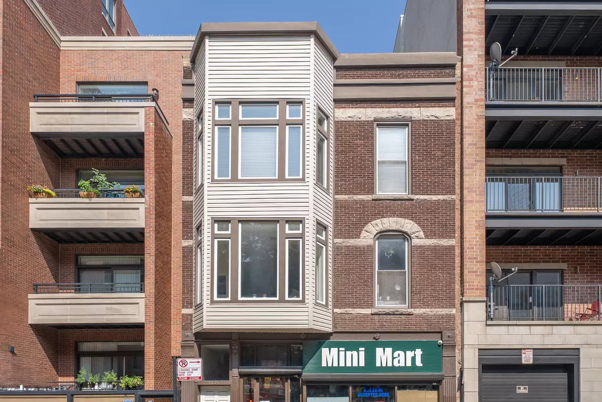 Chicago, IL 60610,1435 N SEDGWICK AVE #2PH