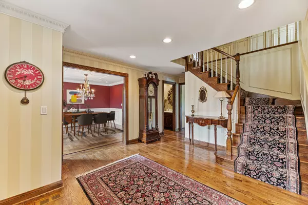 Glenview, IL 60026,2308 Indian Ridge DR