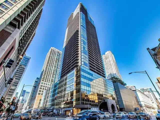10 E Ontario ST #3910, Chicago, IL 60611