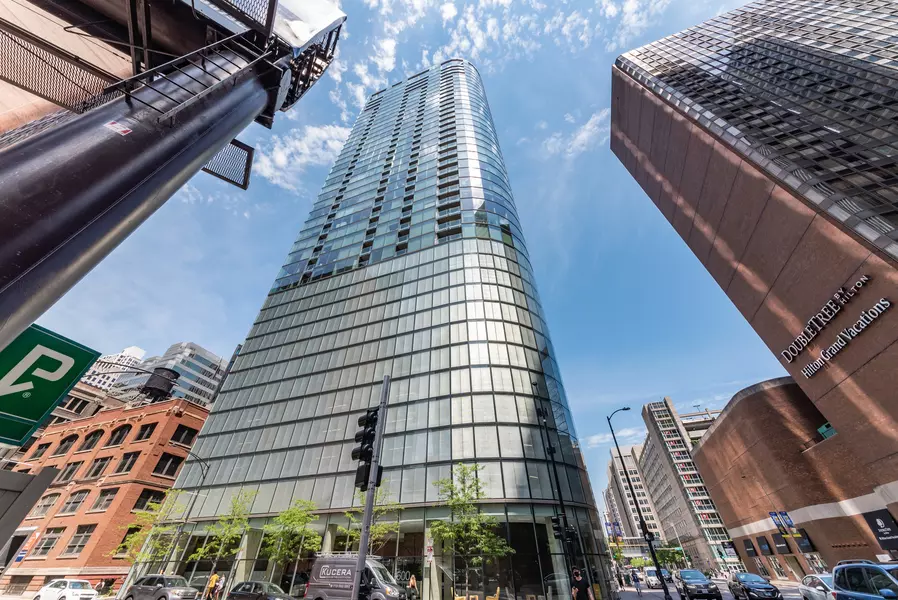 600 N Fairbanks CT #3306, Chicago, IL 60611