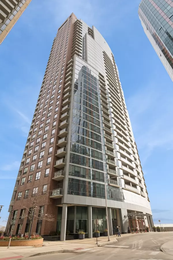 450 E Waterside DR #402, Chicago, IL 60601