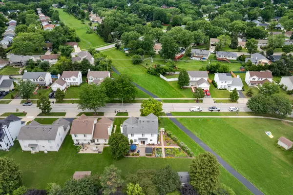 Streamwood, IL 60107,549 Maple DR