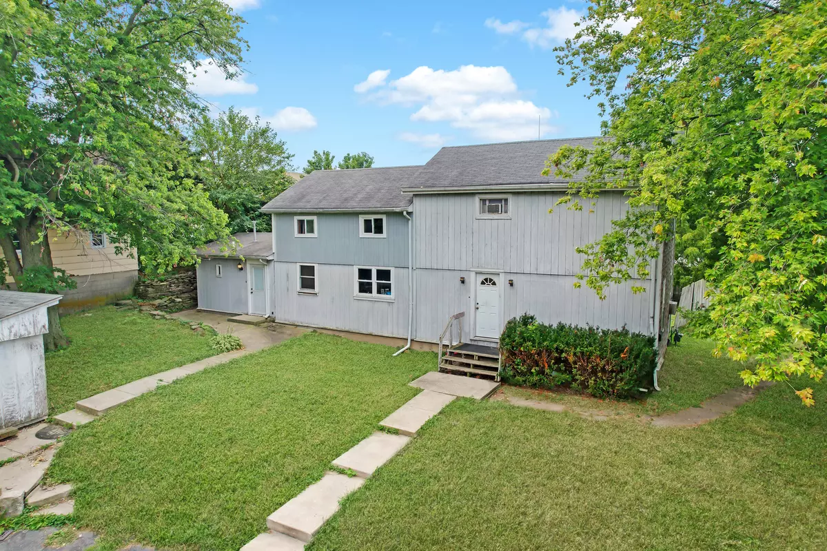 Lemont, IL 60439,906 E Illinois ST