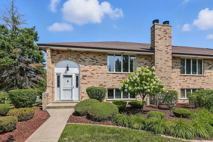 15405 S 73rd AVE #15, Orland Park, IL 60462