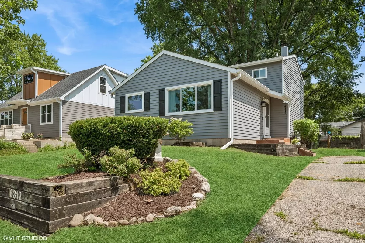 Cary, IL 60013,6312 Hilly WAY