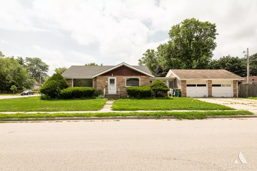 851 Washburn ST, Elgin, IL 60123