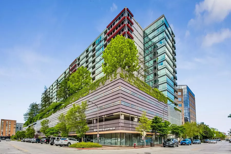 800 Elgin RD #719, Evanston, IL 60201