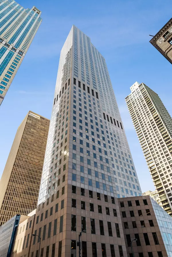950 N Michigan AVE #3501, Chicago, IL 60611