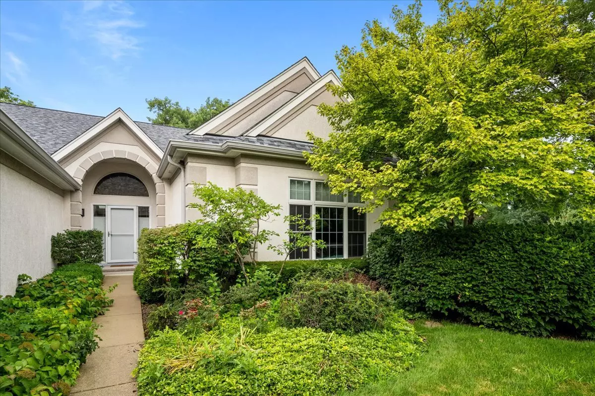 Highland Park, IL 60035,2524 Augusta WAY