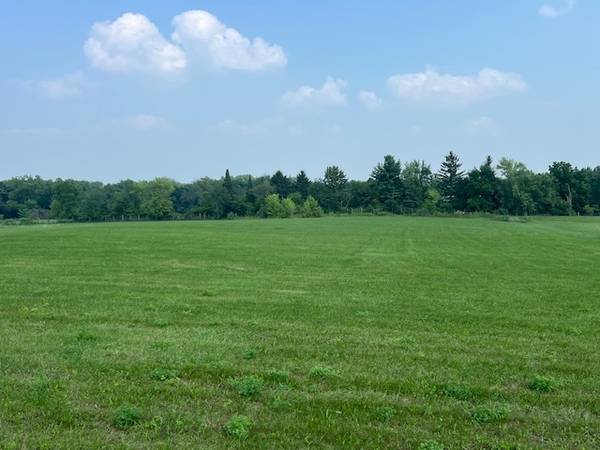 2020 Maritime LN, Woodstock, IL 60098