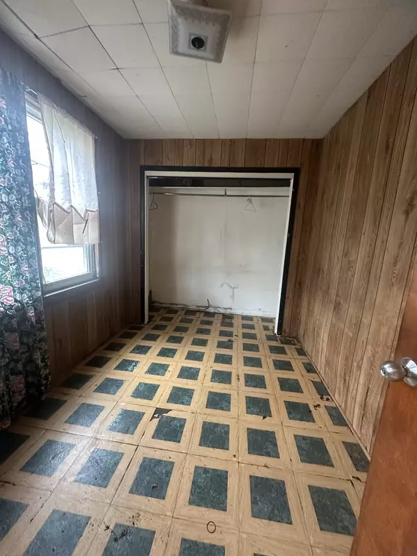 Chicago, IL 60639,2105 N Leclaire AVE