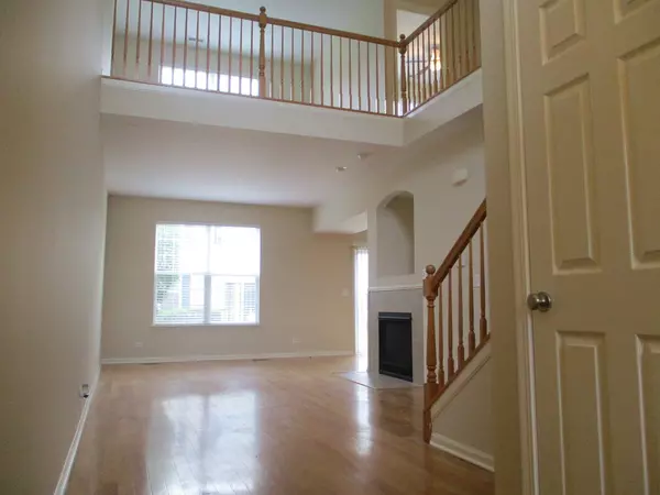 Round Lake, IL 60073,563 S Jade LN