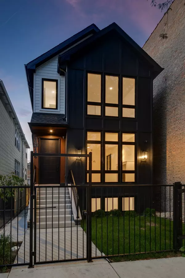 Chicago, IL 60642,1514 W Superior ST