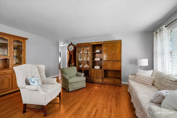 Villa Park, IL 60181,303 N Ardmore AVE