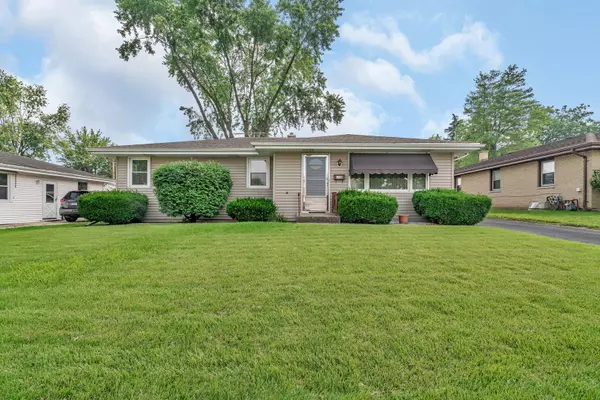 Joliet, IL 60435,1308 Hosmer ST