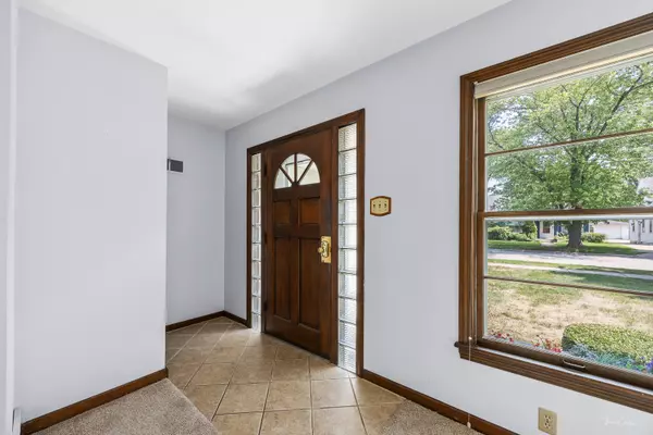 Joliet, IL 60436,909 Manor CT