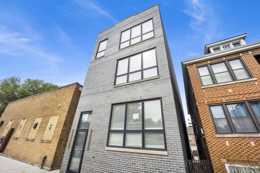 2350 S Leavitt ST #2R, Chicago, IL 60608