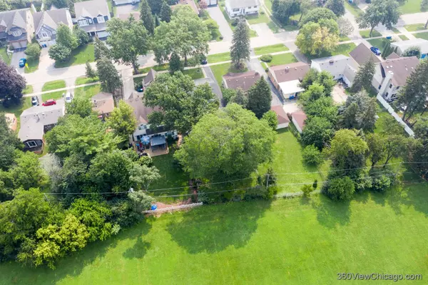 Downers Grove, IL 60515,3928 Washington ST