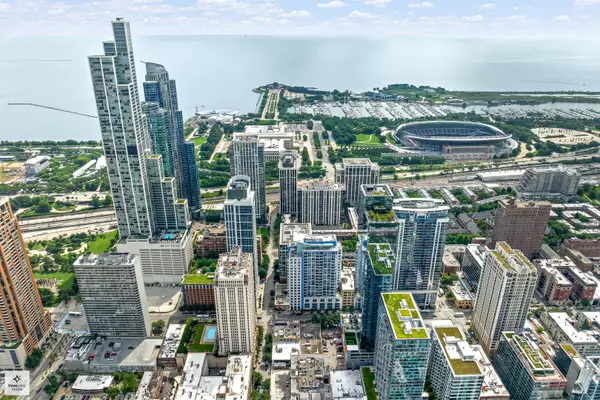 Chicago, IL 60605,1250 S Michigan AVE #1804