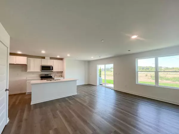 Yorkville, IL 60560,3515 Richardson CIR
