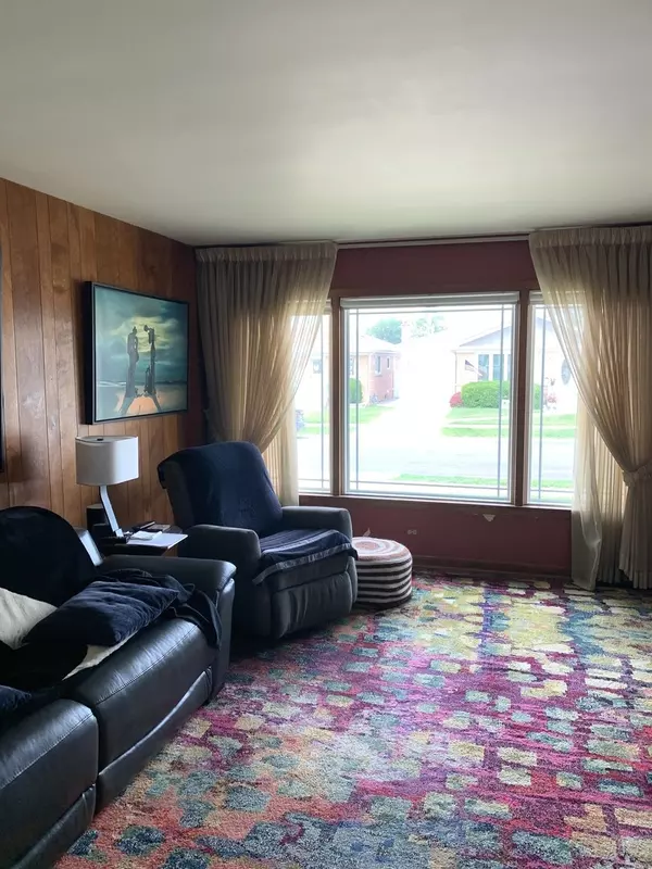 Harwood Heights, IL 60706,7609 W GUNNISON ST