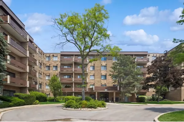 720 Wellington AVE #415, Elk Grove Village, IL 60007