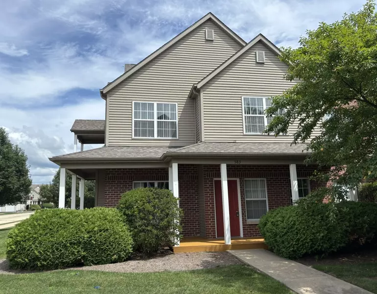 583 CLAYTON CIR #MA, Sycamore, IL 60178