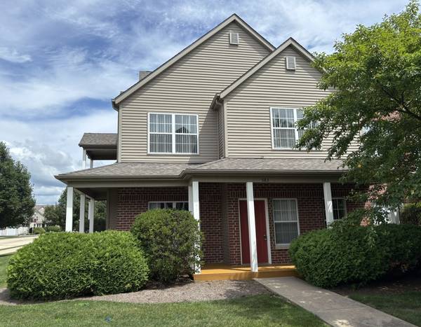 583 CLAYTON CIR #MA, Sycamore, IL 60178