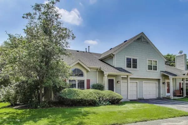 Palatine, IL 60067,1027 N Knollwood DR