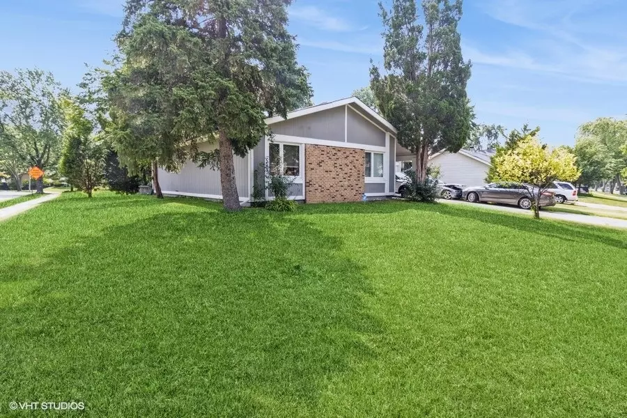 Hanover Park, IL 60133,5775 RING CT