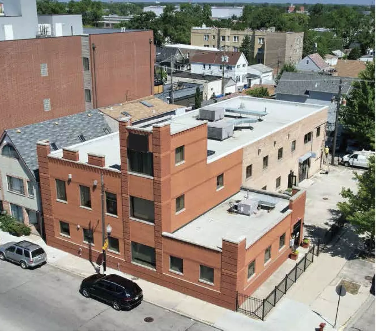Chicago, IL 60618,3100 W Belmont AVE