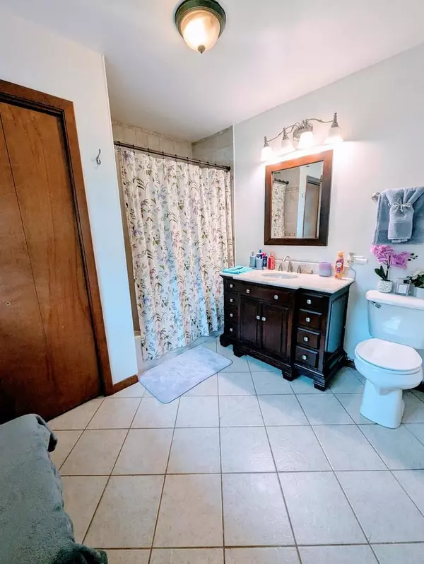 Park Forest, IL 60466,136 Iroquois ST