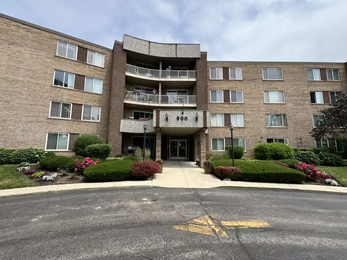 Palatine, IL 60074,900 E Wilmette RD #411