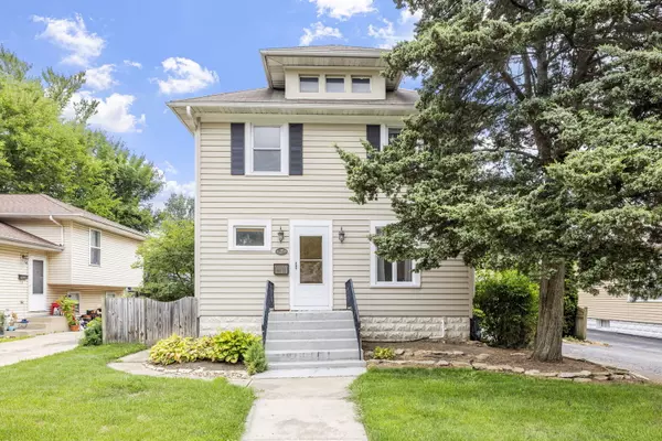 715 Wendall AVE, West Chicago, IL 60185