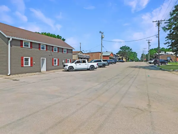 Rockton, IL 61072,122 S Prairie ST #3