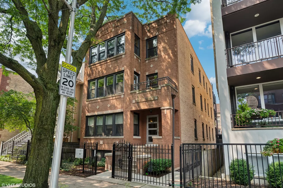 Chicago, IL 60647,2310 N Leavitt AVE #2