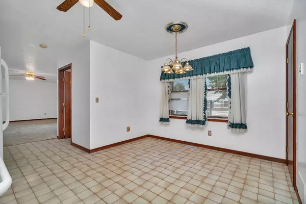 Braidwood, IL 60408,434 S Comet DR