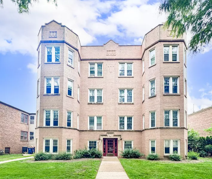 1317 Brummel ST, Evanston, IL 60202